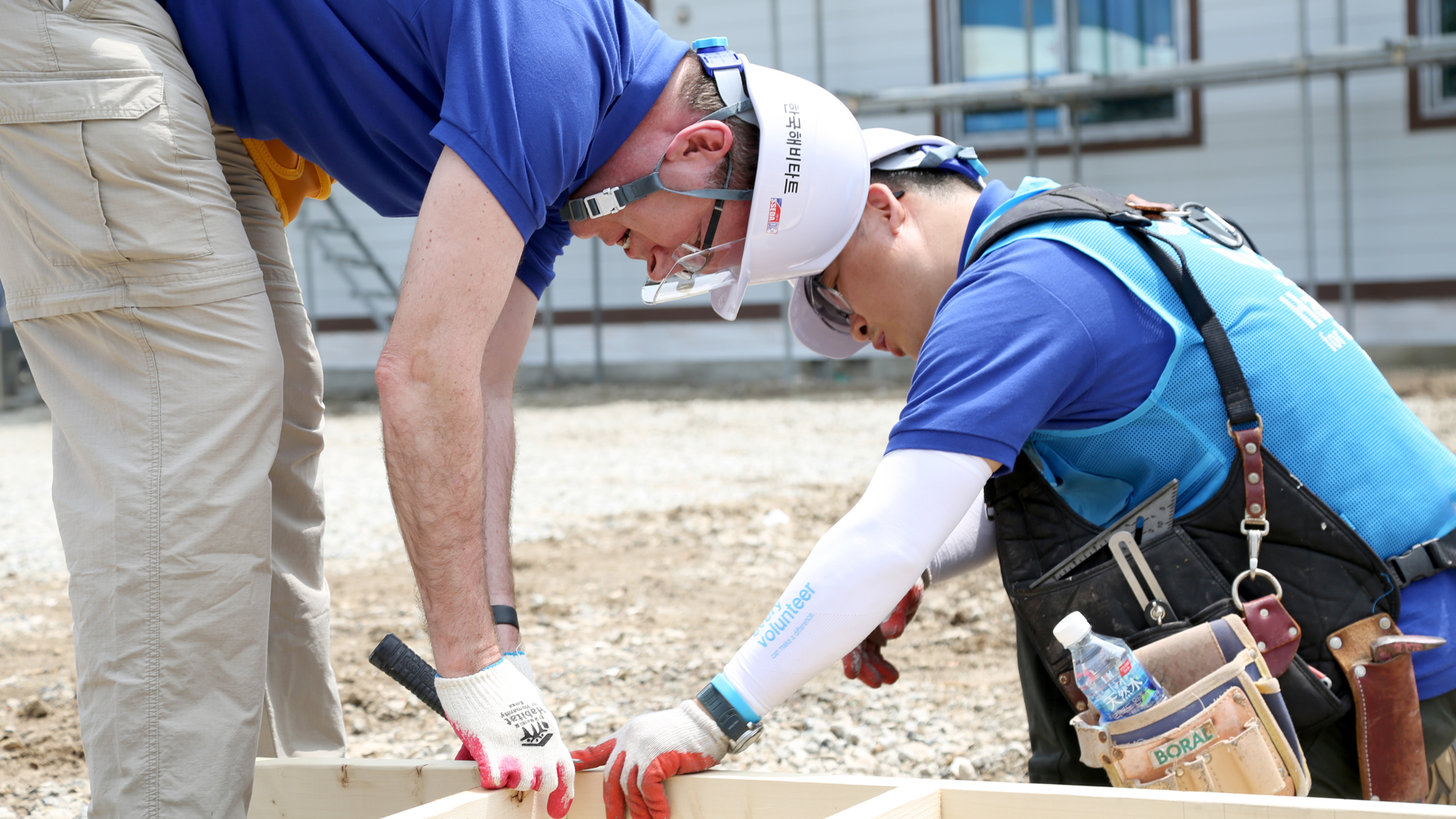 Jonathan Reckford ’84 on a build site in South Korea