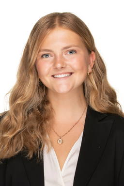 Photo of Hannah Hayes