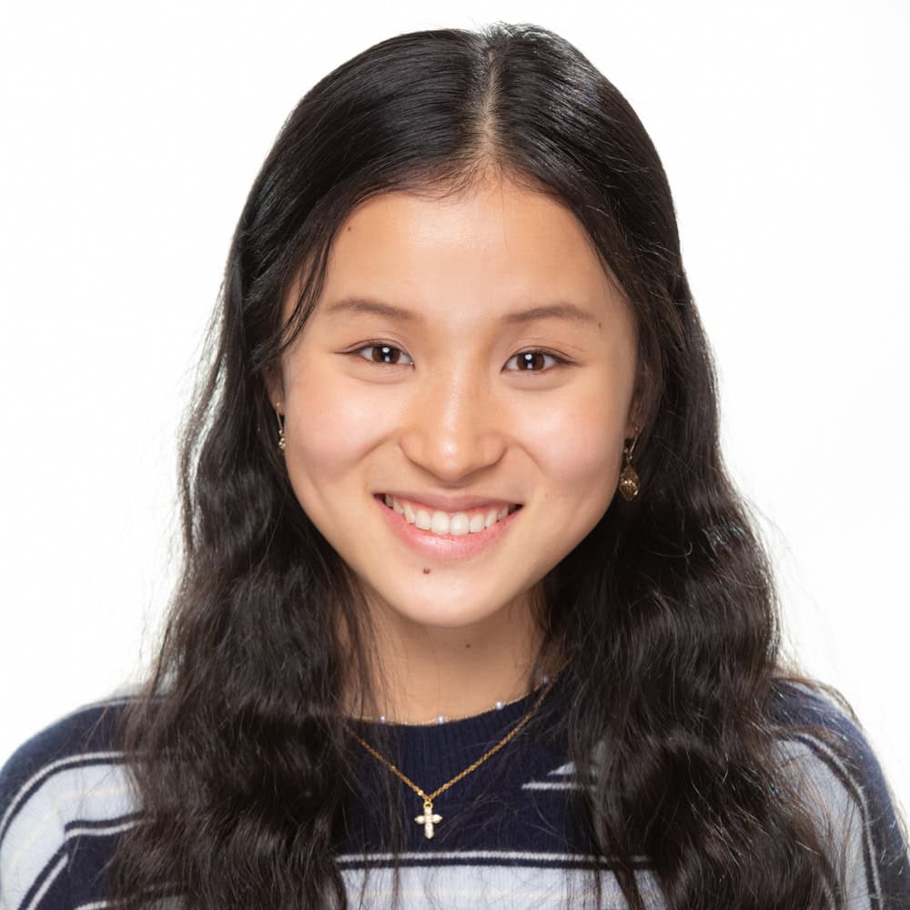 Photo of Julia Li