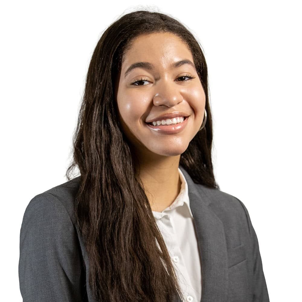 Headshot Layah Clinton